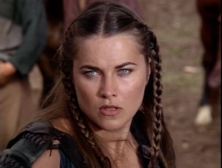 Lucy Lawless nel ruolo dell'Amazzone Lysia