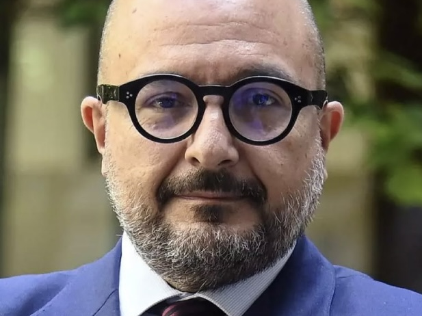 sangiuliano contro le lingue straniere