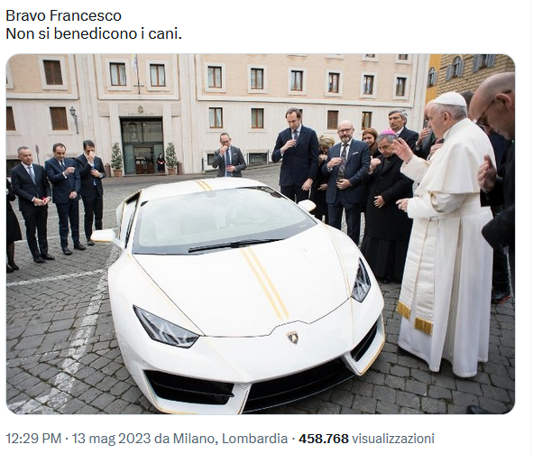 Sì, il Papa ha benedetto una Lamborghini, ma per beneficenza
