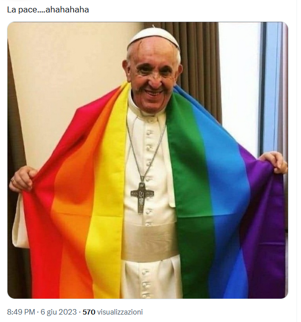 La foto del Papa con la bandiera arcobaleno è creata in CG