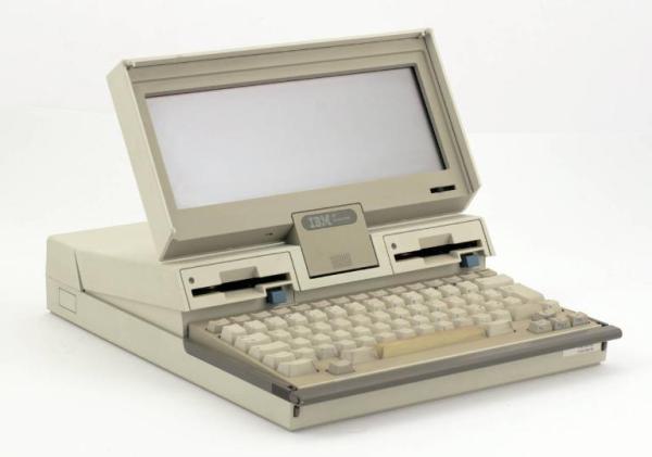 IBM PC Convertibile, fonte Lombardia Beni Culturali, detto "24 ore"