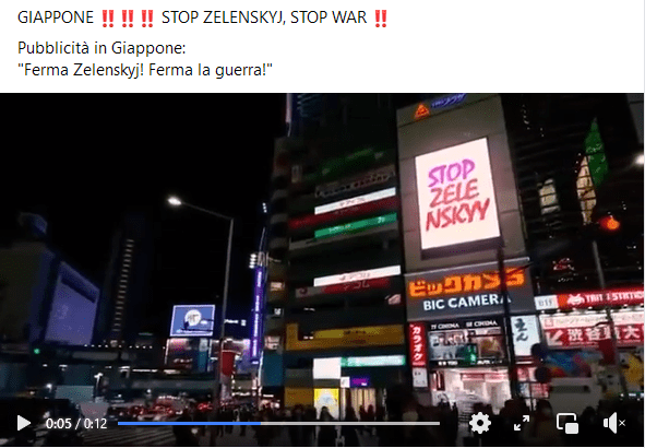 Il falso cartello contro Zelensky in una strada del Giappone