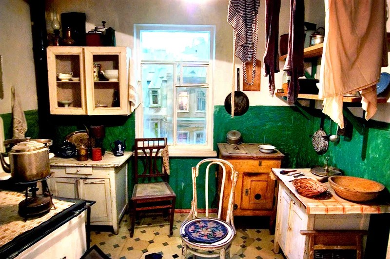 Una rivoluzionaria "Cucina Russa" del 1960, fonte "The Kitchen Sisters"