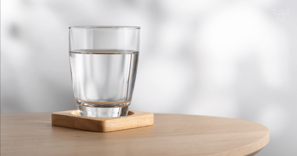 Cosa state sbagliando sulla raccomandazione dei "due litri d'acqua da bere al giorno"