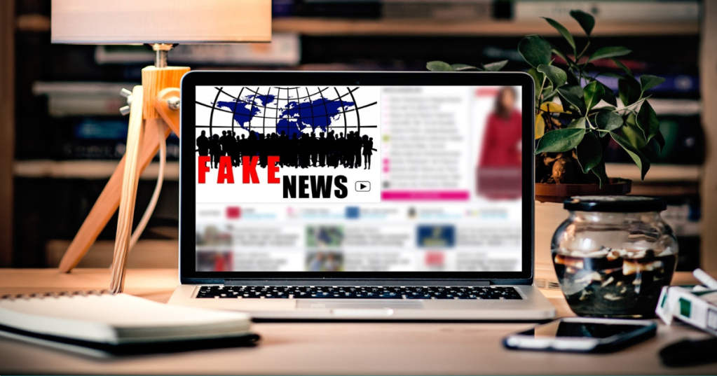 Social sotto inchiesta UE: guerra alle fake news terroristiche