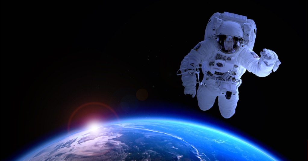 No, non è vero che un astronauta senza tuta esplode nello spazio