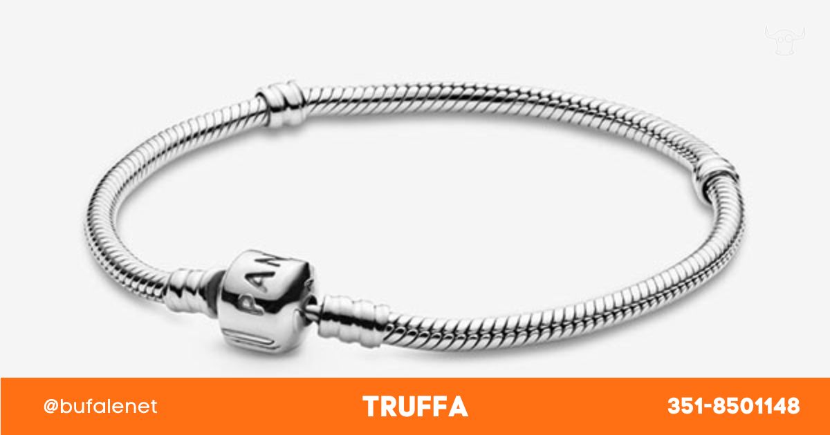Ennesima truffa Pandora con "hai vinto un braccialetto": non solo charm e anello in regalo  --- (Fonte immagine: https://www.bufale.net/wp-content/uploads/sites/5/2023/12/truffa-Pandora.jpg)