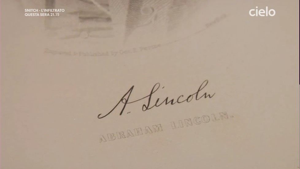 Imitazione dell'imitazione di Cosey, apparsa nella trasmissione "Affari di Famiglia"