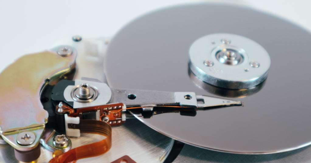 È davvero possibile cancellare un hard disk con una calamita?