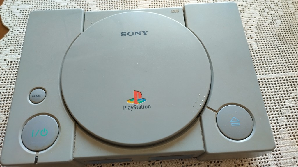 PlayStation SONY, primo modello