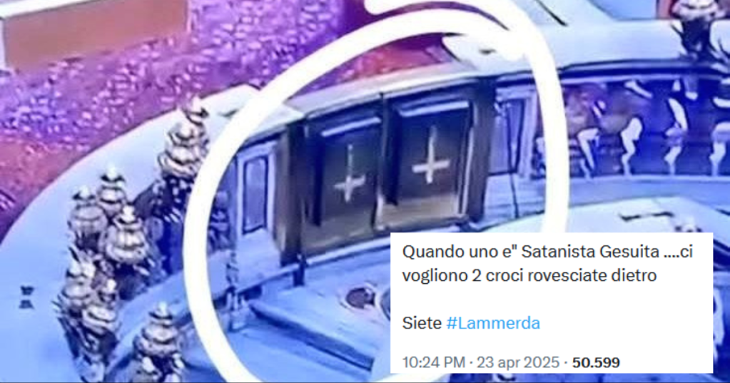 Il complotto delle croci rovesciate al funerale del Papa Satanista è basato sull'ignoranza assoluta