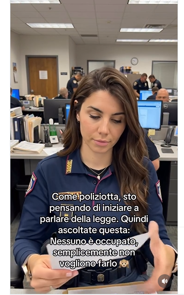 Il video della Poliziotta modella è creato con AI